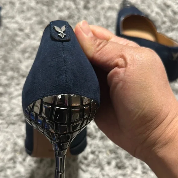 Women's Black Pumps with Silver Accents - Picture 7 of 8